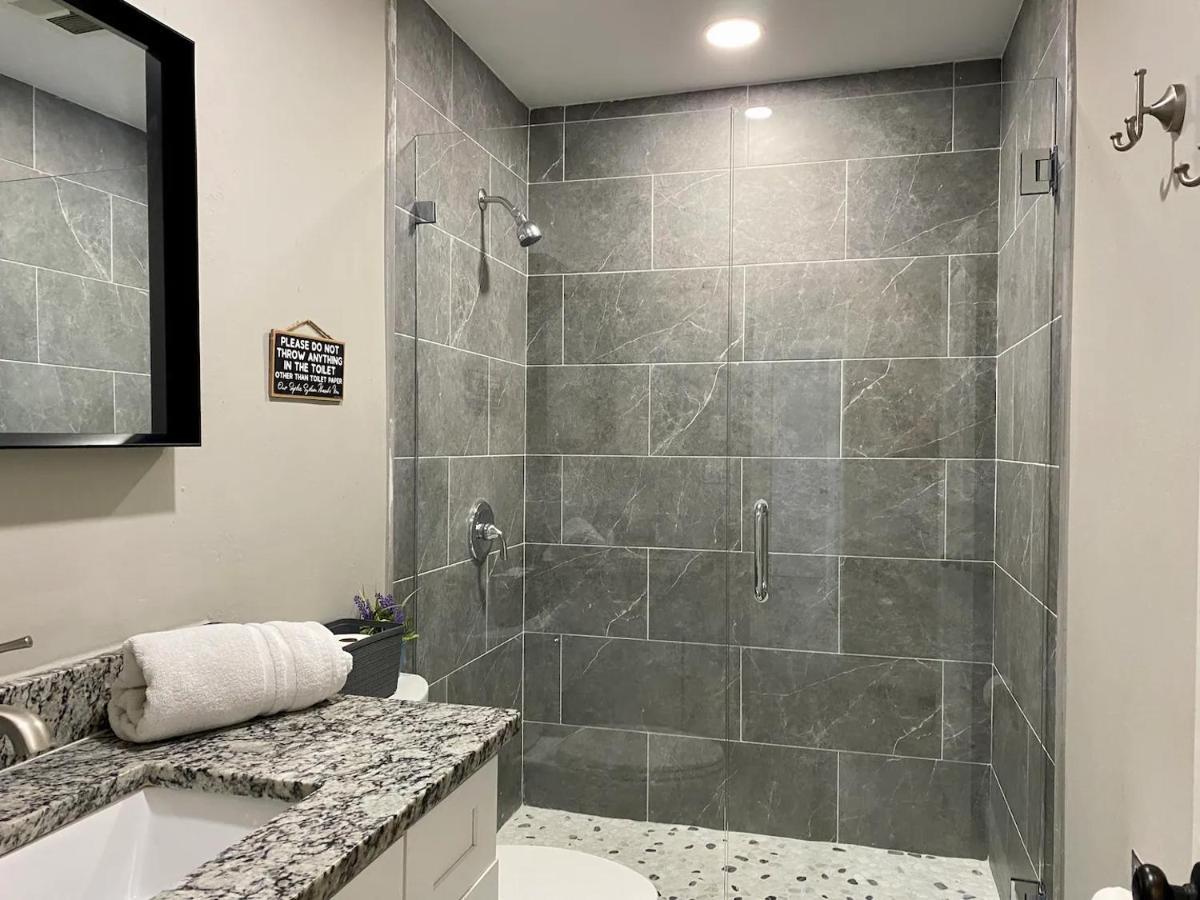 Spacious 5 Bedrooms 3 Bathrooms Family-Friendly Home With Heated Salt Pool 클리어워터 외부 사진